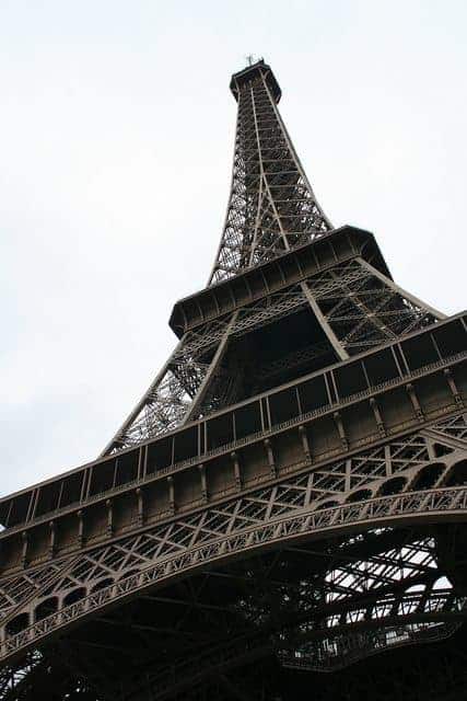 Seeing the Eiffel Tower, Paris, FR (2011-10)