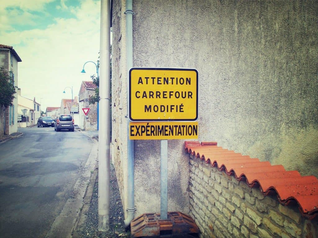 Experiments road sign, France (2015-08)