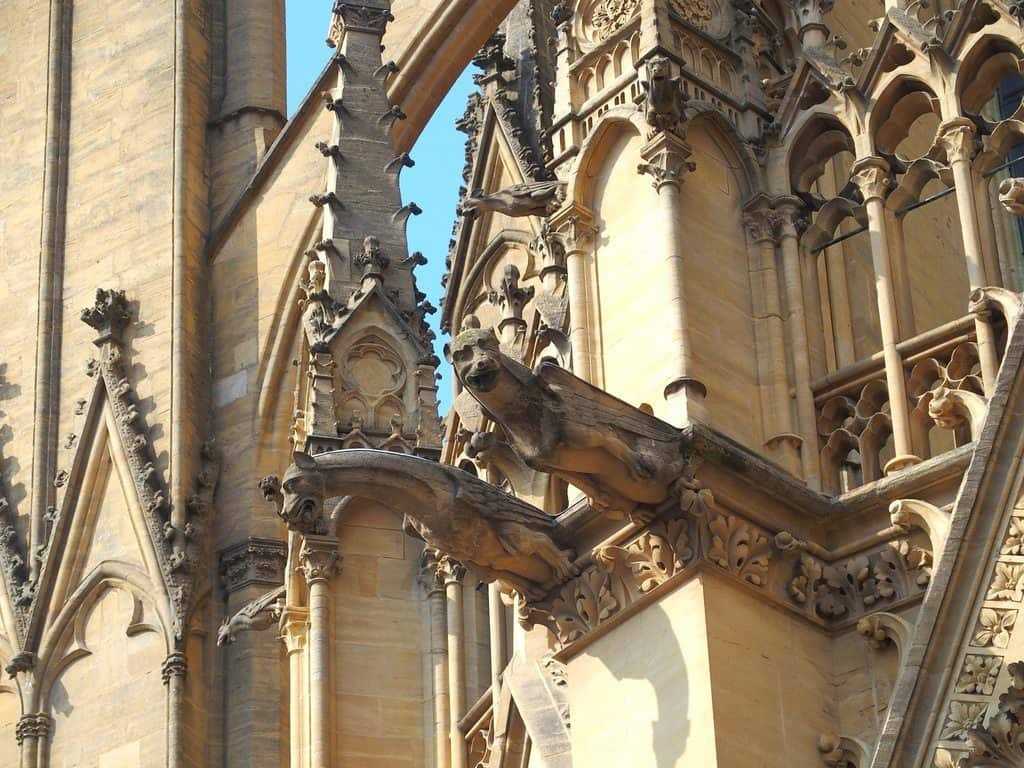 Gargoyle on Metz cathedral, France (2014-07)