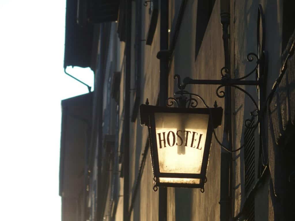 Lamp outside hostel Santa Monaca in Florence, Italy (2015-07)