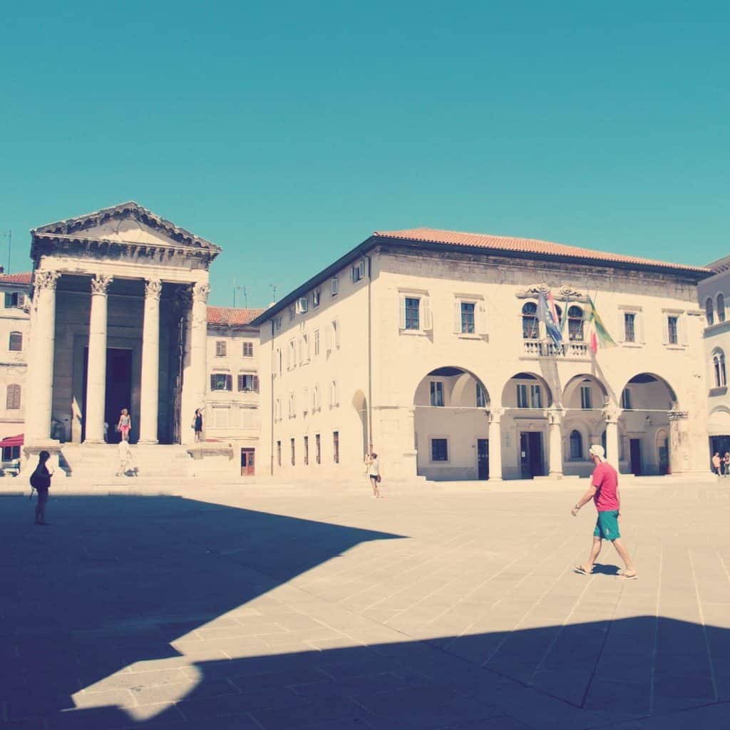 Forum square with Augustus Temple, Pula, Croatia (2016-08-27)