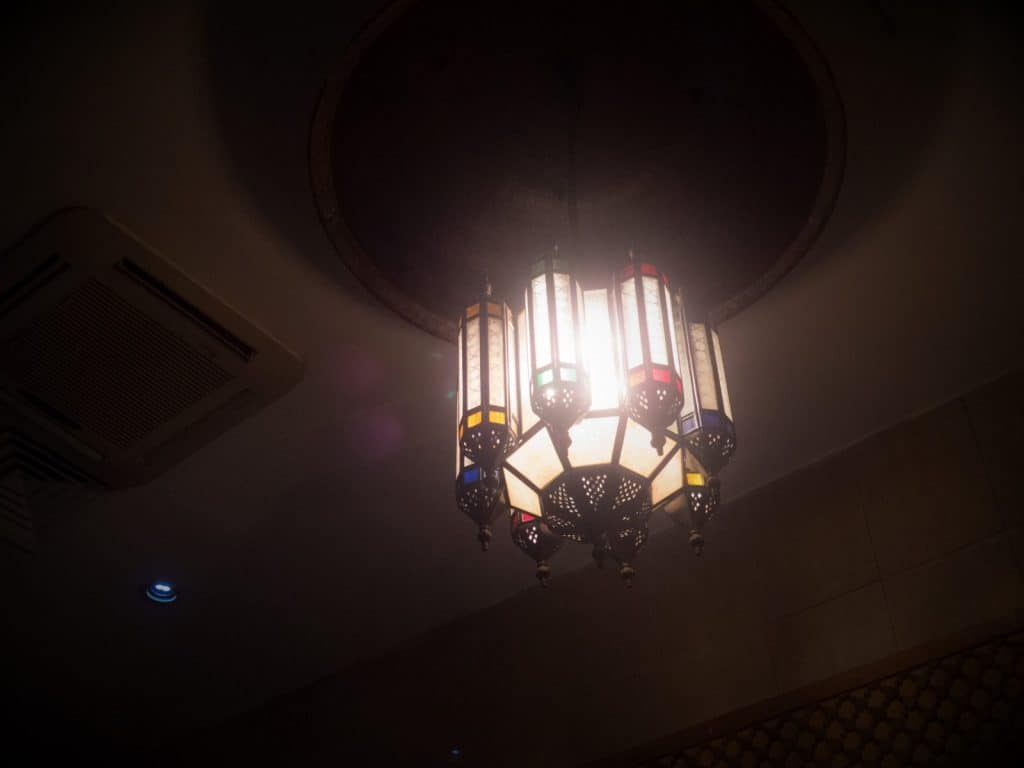 Lamp at Al-Pasha Turkish bath, Amman, Jordan (2016-12-19)