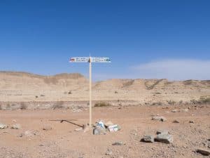 Markers for hiking path, Ramon Crater, Mitspe Ramon, Israel (2017-02-08)