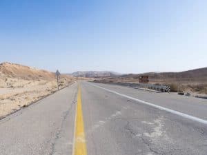 Back on the road, somewhere inside Ramon Crater, Mitspe Ramon, Israel (2017-02-08)