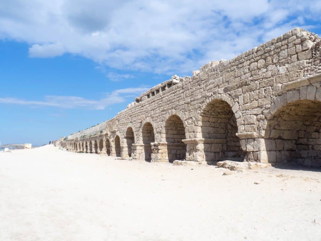 Aqueduct on the beach, Caesarea, Israel (2017-02-17)