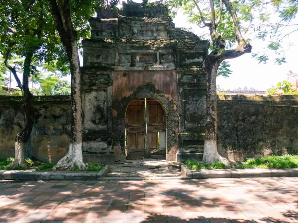 Unrenovated gate at the Forbidden City, Hue Citadel, Vietnam (2017-06)