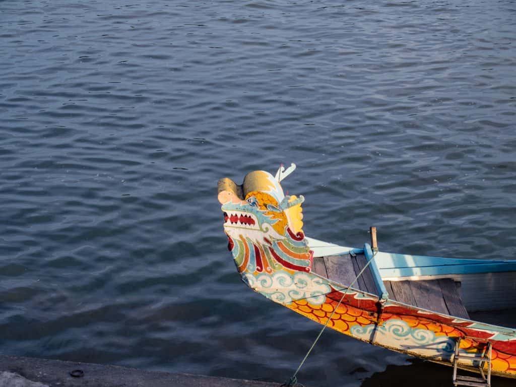 Dragon boat on Perfume River, Hue, Vietnam (2017-06)