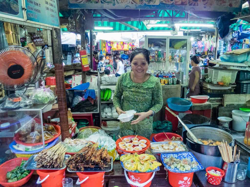 Lady on Dong Ba Market who served Anthony Bourdain street food, Hue, Vietnam (2017-06)