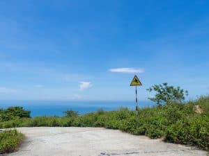 Watch for monkeys crossing, Monkey Peak peninsula, Da Nang, Vietnam (2017-06)