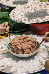 The making of White Rose on Hoi An food tour