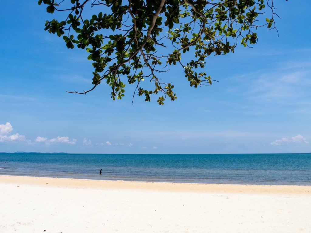 White sand beach, Kep, Cambodia (2017-04)