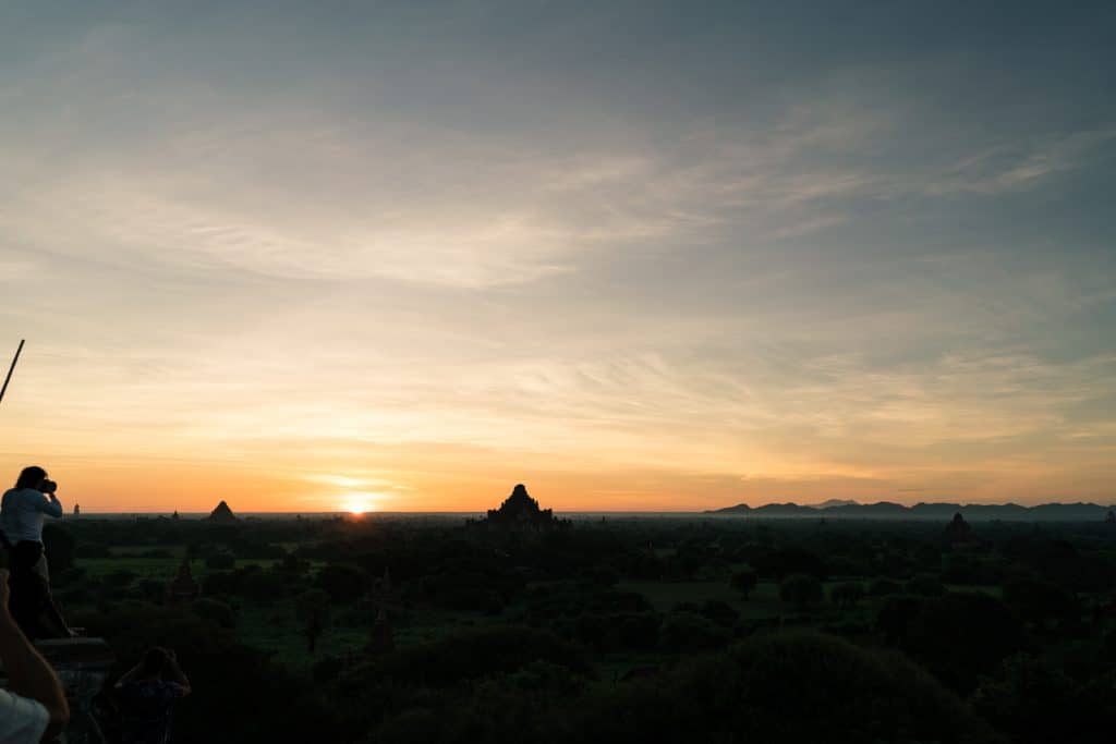 Sunrise from Shwesandaw Pagoda, Bagan, Myanmar (2017-09)