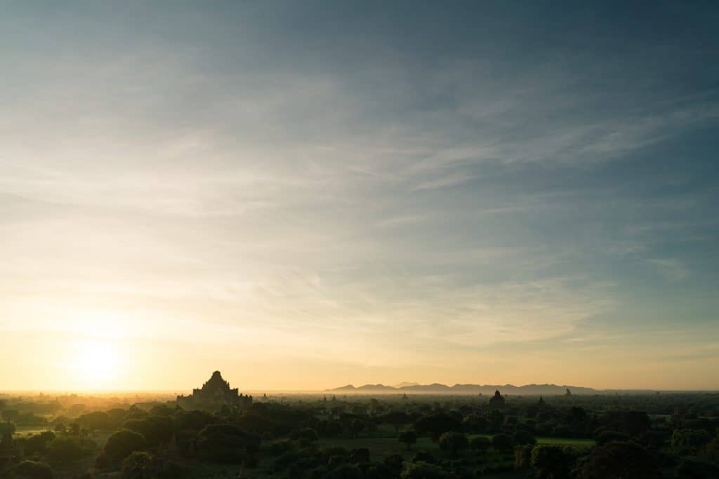 Sunrise from Shwesandaw Pagoda, Bagan, Myanmar (2017-09)