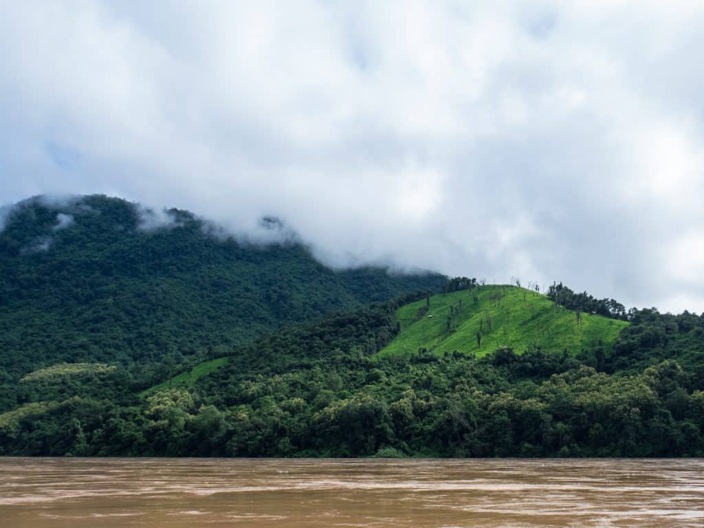 Clouds along the Mekong river, Luang Say Mekong river cruise, Luang Prabang to Huay Say, Laos (2017-08)