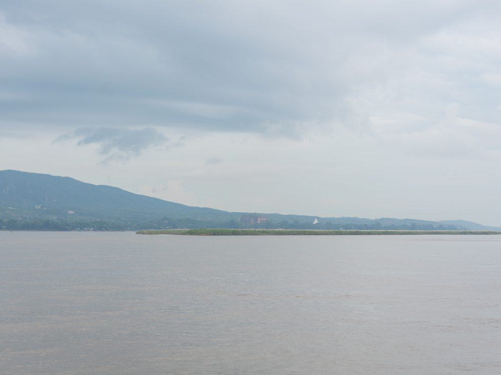 Irrawaddy River towards Mingun, Mandalay, Myanmar (2017-09)