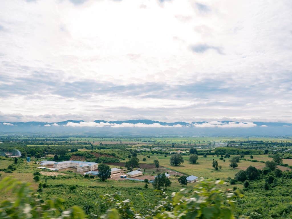 Myanmar train travels: On the slow train Shwenyaung (Inle Lake) to Thazi, Myanmar (2017-10)