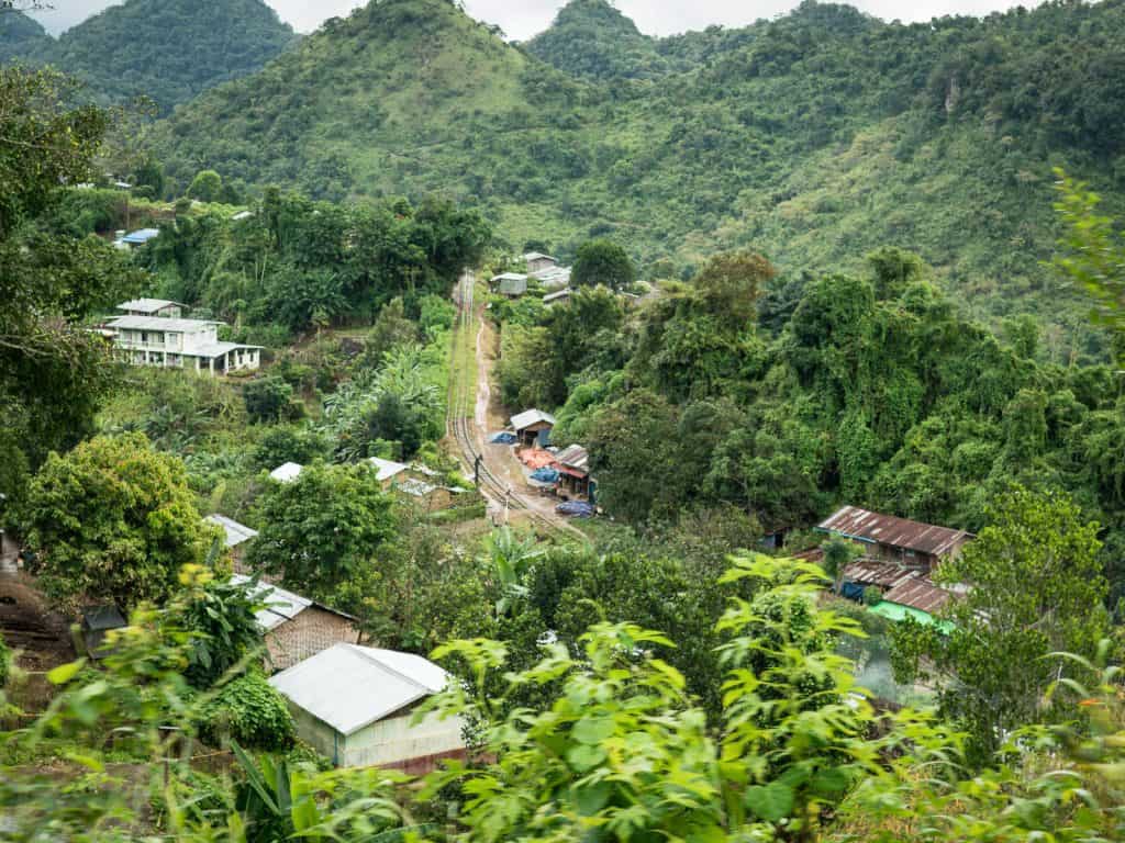 Myanmar train travels: On the slow train Shwenyaung (Inle Lake) to Thazi, Myanmar (2017-10)