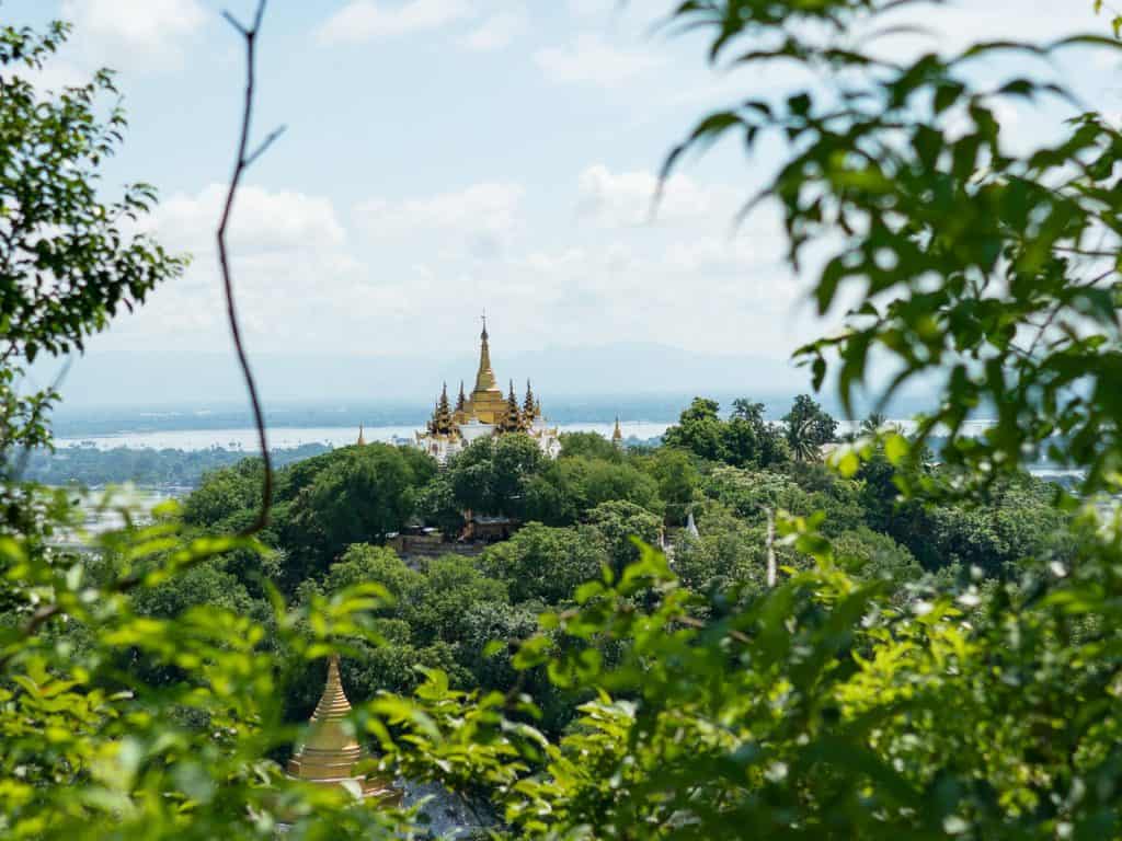 Lookinh along Sagaing Hill, Mandalay, Myanmar (2017-09)