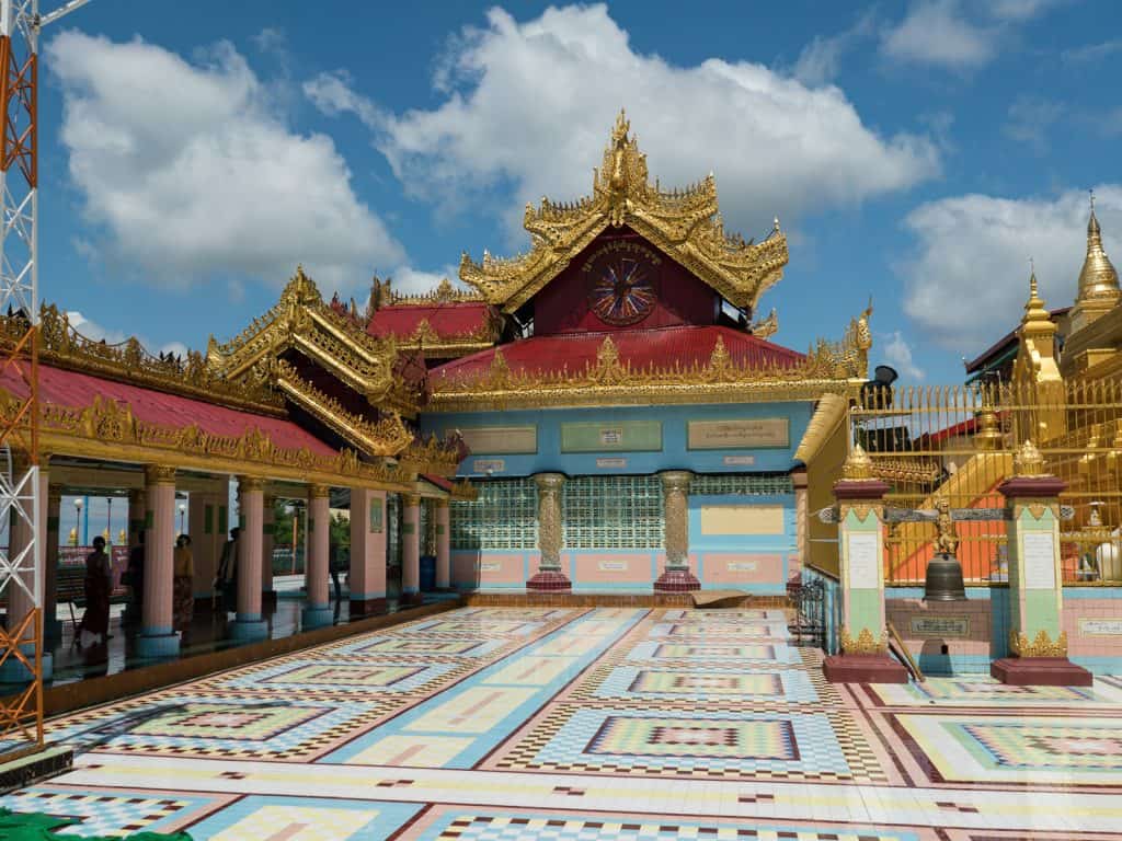 At Soon U Ponya Shin Pagoda , Sagaing, Mandalay, Myanmar (2017-09)