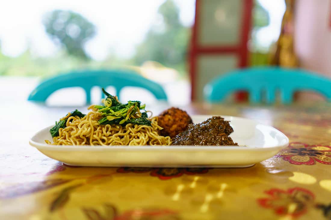 Mie goreng and rendang dinner, Suai, East Timor